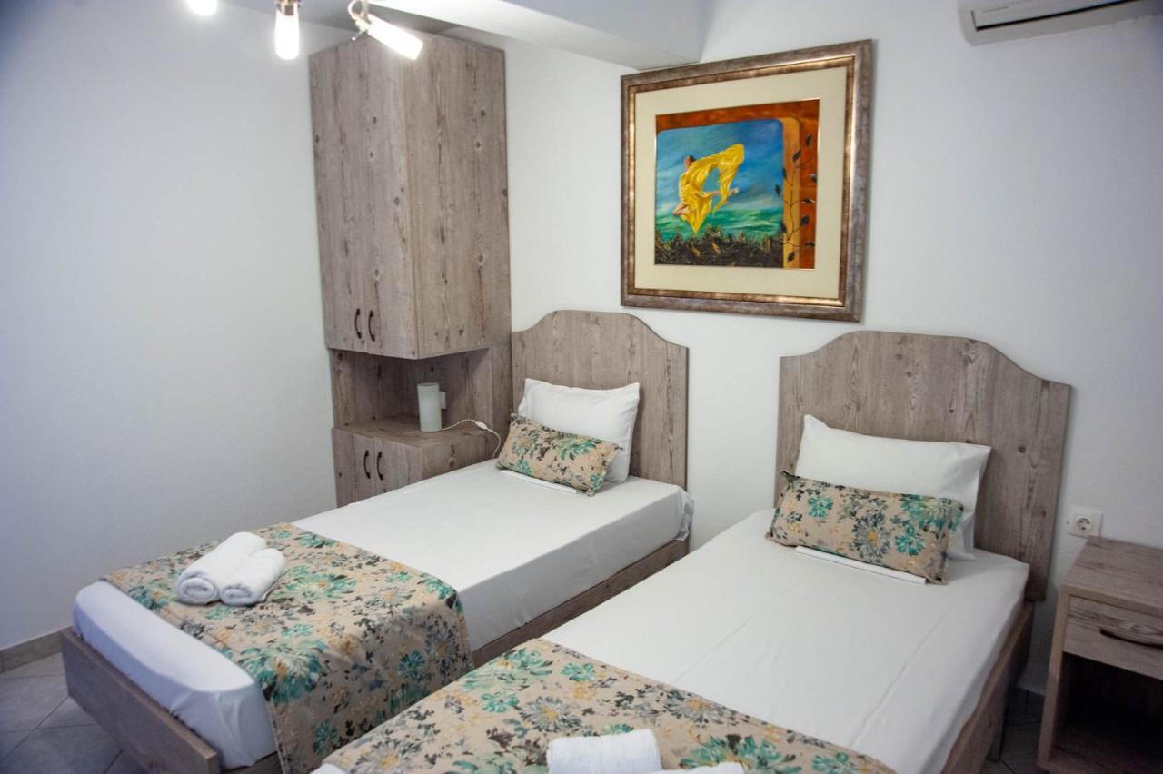 Alexandros Hotel Apartments Vourvourou Exteriör bild