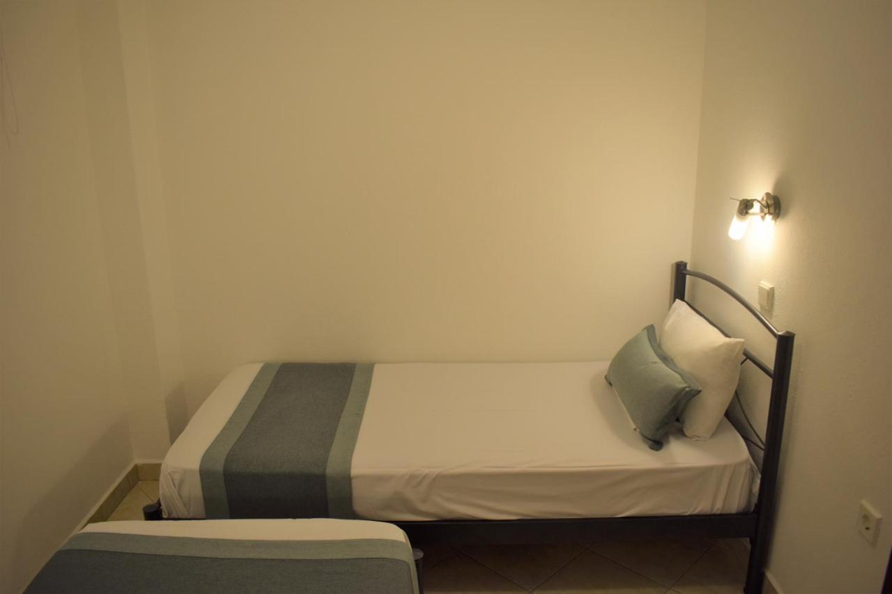 Alexandros Hotel Apartments Vourvourou Exteriör bild